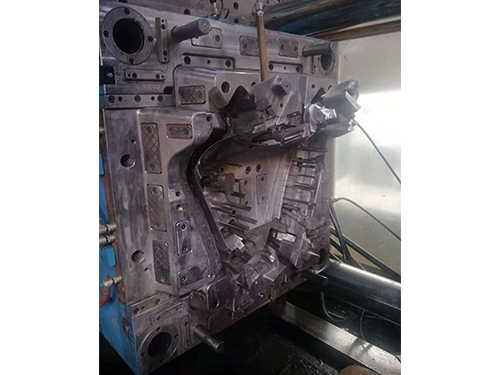 塑胶模具B17-3
